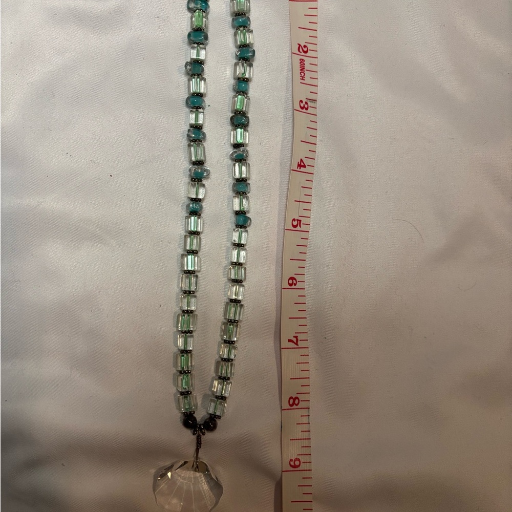 Clear Shell Necklace - Picture 5 of 5